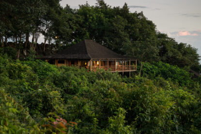 Forest View Room (Dam Side)