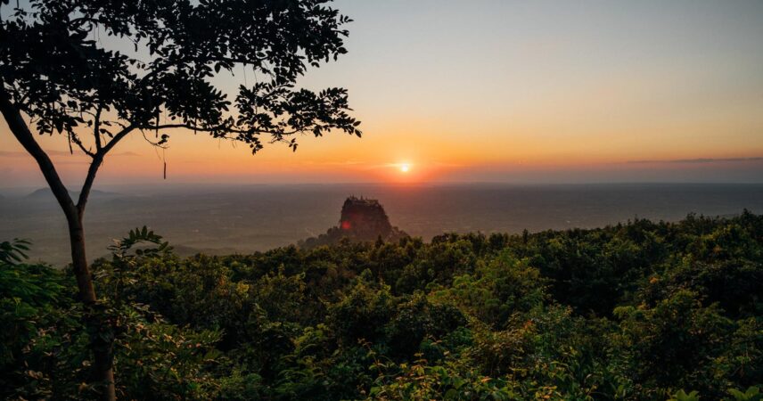 mountpopa_01